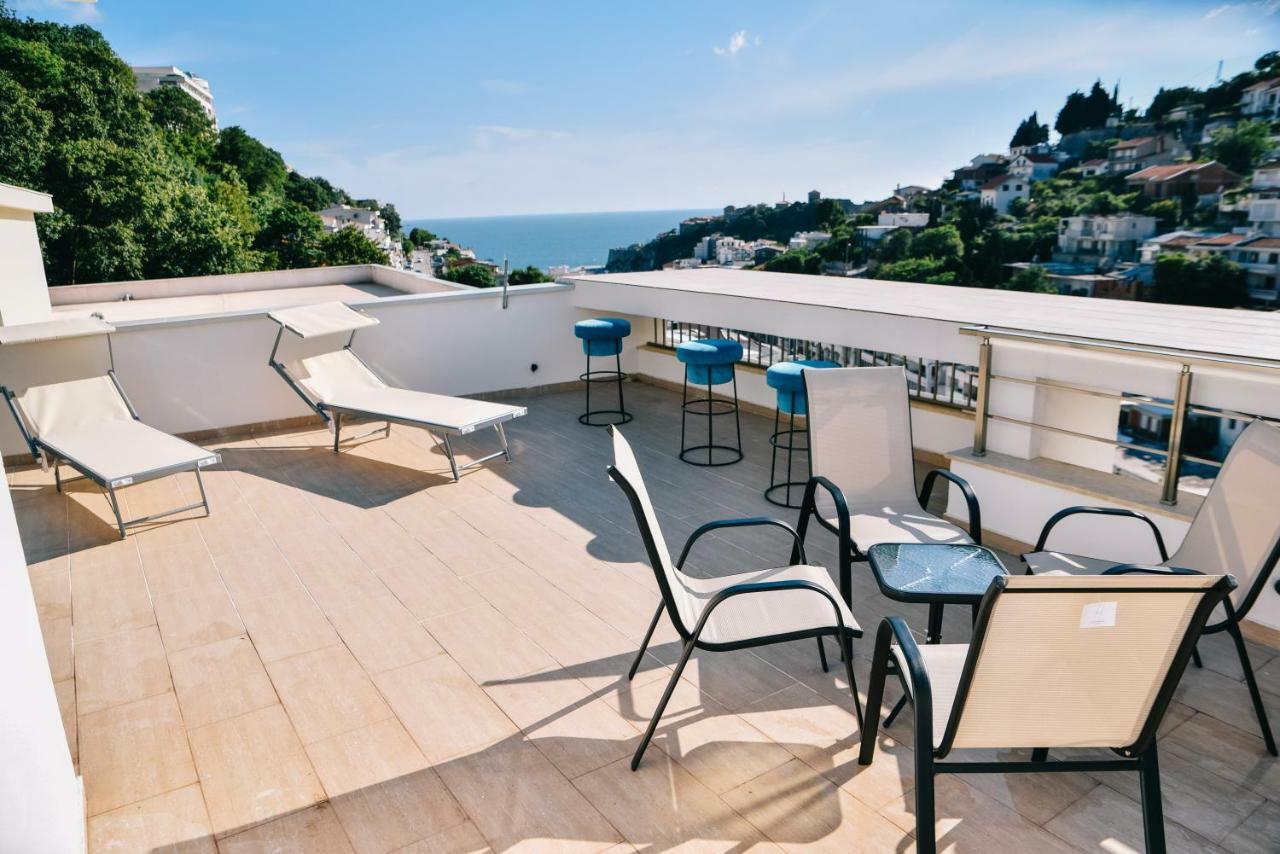 울친 Riva Luxury 아파트 외부 사진